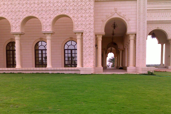 Sieh Gharabah Palace